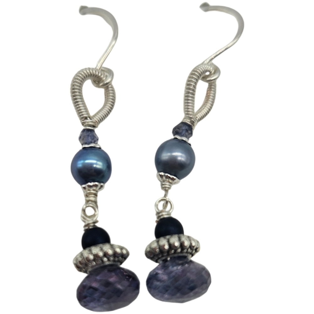 💎Elegant Sterling Silver and Blue Drop Earrings NWOT